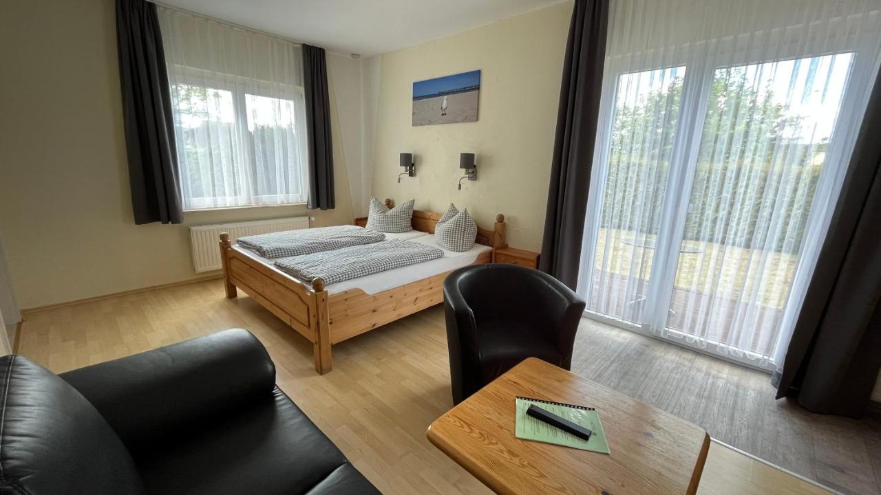 Kastanienhof Hotel Garni 치노비츠 객실 사진