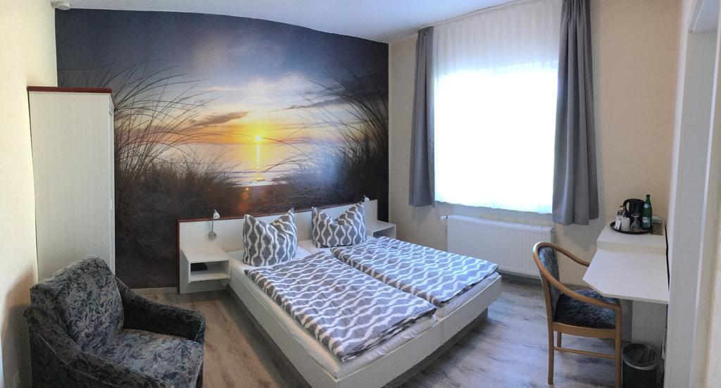 Kastanienhof Hotel Garni 치노비츠 외부 사진
